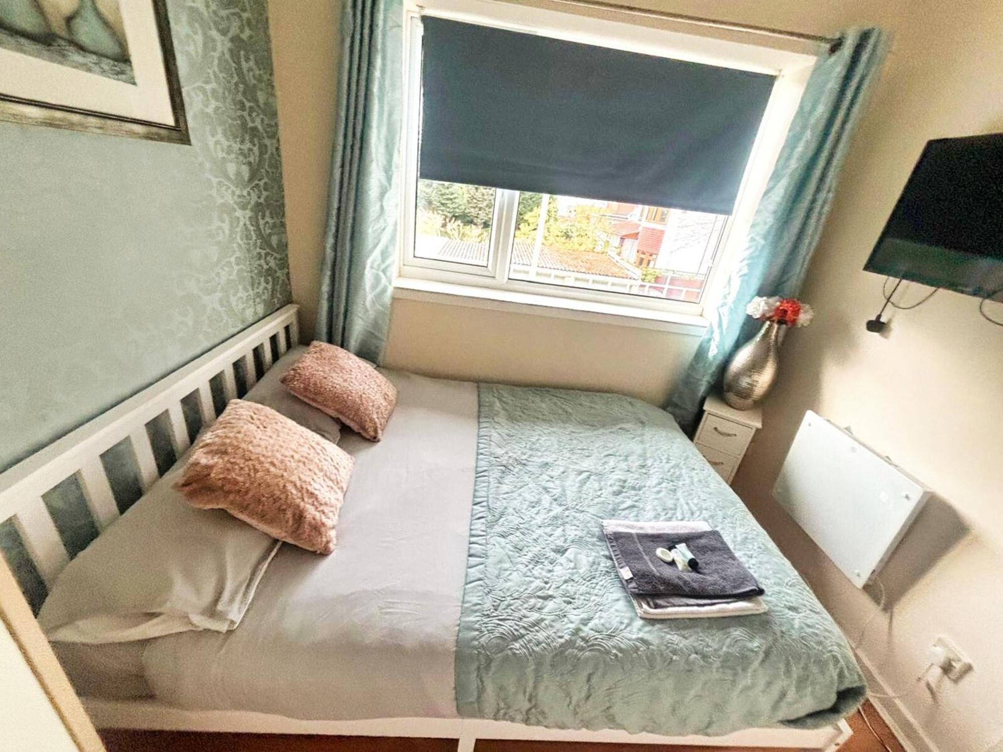 Doncaster - Boswell - Large Balcony Apartment - 2 Double Beds - 2 Bedrooms - Close To Town & Racecourse - Off Street Parking 2 Cars - Fast Wifi Экстерьер фото